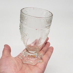 Bouteille en verre cristal ananas 100ml pour mariage et fête de restaurant verre petite sirène avec forme d'écailles de <span class=keywords><strong>poisson</strong></span> vente en vrac - Product Image 5