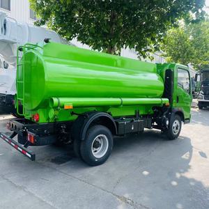 HOWO 4x2 4x4 lumière nouvelle capacité de 5000litres réservoir de carburant camion huile de palme transport camion-<span class=keywords><strong>citerne</strong></span> Camion <span class=keywords><strong>Citerne</strong></span> - Product Image 5