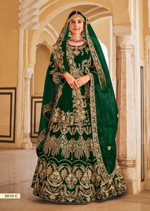 Atractivo Diseño de Lehenga Choli Completamente Cosido con Trabajo de Dori de Terciopelo Pesado 9000 para Vestimenta Nupcial de Exportación de la India - Product Image 3