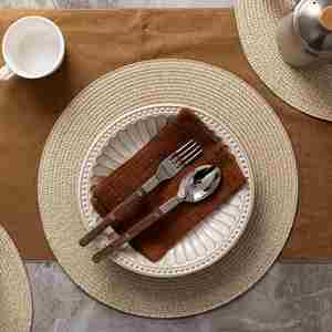 Plastic PP <b>Table</b> Mat American Style Home Use 38cm Diameter Heat Insulation Degradable Woven Coaster Set - Product Image 5