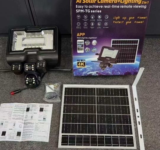Smart Outdoor Security Lighting Solar Street Light With Camera
