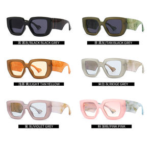 Gafas <span class=keywords><strong>de</strong></span> <span class=keywords><strong>sol</strong></span> transparentes <span class=keywords><strong>con</strong></span> montura gruesa para mujeres y hombres, nuevas <span class=keywords><strong>lentes</strong></span> <span class=keywords><strong>con</strong></span> <span class=keywords><strong>filtro</strong></span> <span class=keywords><strong>de</strong></span> luz azul, monturas ópticas <span class=keywords><strong>de</strong></span> plástico, gafas <span class=keywords><strong>de</strong></span> <span class=keywords><strong>sol</strong></span> <span class=keywords><strong>con</strong></span> protección <span class=keywords><strong>UV</strong></span> - Product Image 5