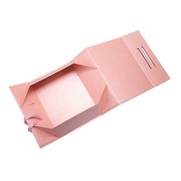 Emballage d'expédition de cadeaux en carton à fermeture magnétique de luxe Fabrication de boîtes à vêtements avec logo personnalisé Boîte à chaussures noire faite à la main