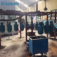 Ligne de peinture en poudre automatique à contrôle précis avec four de séchage et cabines de pulvérisation pour la peinture de boîtiers électroniques sur substrat en acier