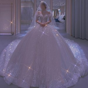 Abito da Damigella Francese Leggero e Scintillante, Semplice ed Elegante, con Motivo Cielo Stellato, Vestito da Sposa - Product Image 1