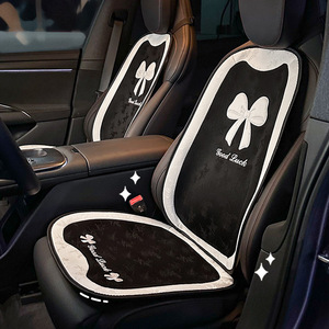 Coussin de siège de voiture complet en velours universel respirant pour l'avant, toutes saisons, motif porte-bonheur - Product Image 1