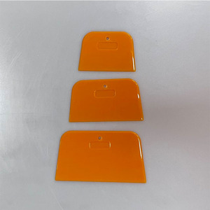 Grattoir <span class=keywords><strong>à</strong></span> <span class=keywords><strong>carrosserie</strong></span> en plastique orange haute visibilité pour le nivellement du mastic et le nettoyage en douceur - Product Image 6
