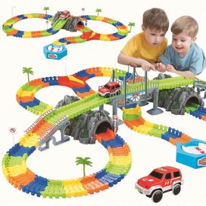 Circuit de course arc-en-ciel rotatif à 360° avec 2 voitures jouets lumineuses et ensemble de rampes - Product Image 4