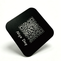 Plaque en aluminium métallique personnalisée, électroplaquée, gravée avec un code QR traditionnel, finition lisse et numéro de série