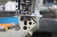 Machine à coudre à 4 aiguilles à 6 fils à entraînement Direct Ds-6200D