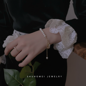 Vendita calda Boho di lusso in rilievo bracciali per le donne Trending a forma di cuore in acciaio inox con braccialetti con numeri di perle all'ingrosso - Product Image 1