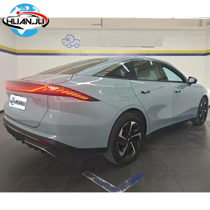 Debe <span class=keywords><strong>Comprar</strong></span> Auto Usado 2024 Geely Galaxy L6 1.5T 125km PLUS LHD Automático Híbrido Enchufable Sedán de Alta Configuración - Product Image 2