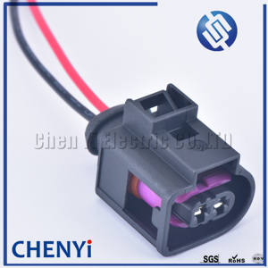 2 pines 3,5mm 4D0971992 para VW Golf para A3 A4 A5 A6 Q7 TT conector de enchufe de inyector de combustible de bocina con cable 4D0 971 992 - Product Image 2