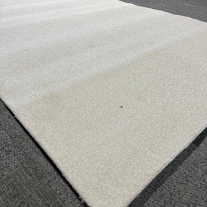 Moquette blanche pour mariage, à poils longs, qualité commerciale, mur à mur, en PP, ignifuge, antidérapante, en rouleau complet, pour <span class=keywords><strong>couloir</strong></span> d'hôtel - Product Image 1