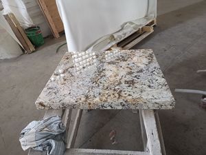 Top in Granito Oro Montagna di Neve di Lusso per <span class=keywords><strong>Cucina</strong></span>, Bagno, Isola, Bancone Bar, Piano Fornello e Paraschizzi - Product Image 2