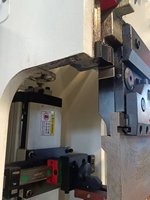 Cintreuse électrique haute précision 3T/200 pour tôles d'acier au carbone destinées à la construction