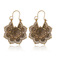 Pendientes de Aleación con Diseño Floral Calado, Estilo Étnico Retro, con Piedra Natural, para Mujer, Exportación Europea y Americana