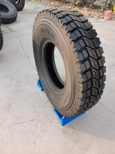 Neumático Nokian R-Truck 11.00R20 12.00R20 <span class=keywords><strong>de</strong></span> Alto Rendimiento con Baja Acumulación <span class=keywords><strong>de</strong></span> Calor, Reutilizable <span class=keywords><strong>para</strong></span> Operadores <span class=keywords><strong>de</strong></span> Flotas, Construcción y Minería - Product Image 3