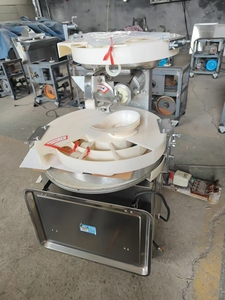 Équipement de boulangerie Diviseur de pâte Arrondisseur Machine à faire des boules de pâte à pain pita - Product Image 4