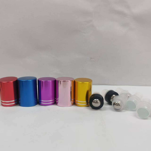 Flacon d'huile essentielle en verre à bille de 10 ml, échantillon vide avec couleurs personnalisables gratuites et impression sérigraphique - Product Image 6