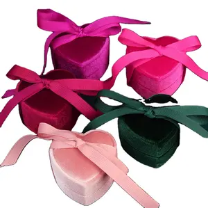 사용자 정의 로고 럭셔리 보석 상자 포장 웨딩 약혼 핑크 벨벳 심장 팔각형 모양 반지 목걸이 상자 리본