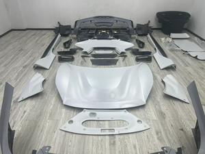 Kit di Conversione Esterno Stile Pista per Ferrari <span class=keywords><strong>488</strong></span> - Upgrade Completo della Carrozzeria in Fibra di Carbonio Premium - Product Image 3