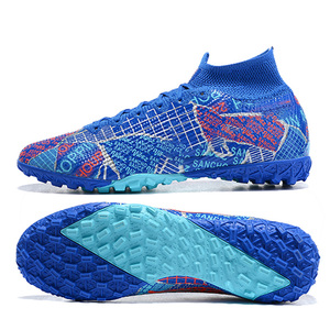 Chaussures de football montantes personnalisées pour hommes, crampons de marque populaires pour l'entraînement, chaussures de futsal d'intérieur pour garçons - Product Image 1