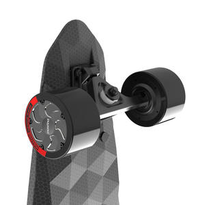 El monopatín eléctrico Crownwheel de fibra de carbono C5 más potente - Product Image 4