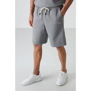 Conjunto de Pantalones Cortos de Algodón Gris Melange para Hombre, Corte Holgado Estilo Bermuda, 100% Algodón, Textura Suave, Cómodo de Usar 85250 - Product Image 5