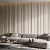 Panneaux muraux WPC cannelés modernes de qualité commerciale en Chine pour la décoration de salles de bain, bureaux, halls et magasins – Étanche et insonorisé