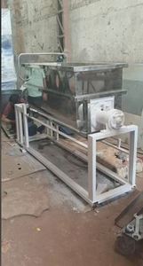 เครื่องบดแบบกรวยคู่ไฟฟ้าสแตนเลสสำหรับการแปรรูปอาหารในอุตสาหกรรม - Product Image 3