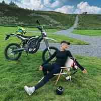 Vélo électrique tout-terrain populaire Super Ron Ultra Bee Eu 2025, vélo électrique de route 74V 12500 pour adultes