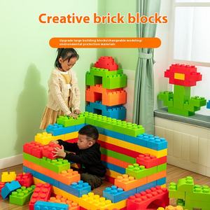 Blocs <span class=keywords><strong>de</strong></span> château <span class=keywords><strong>de</strong></span> construction à grandes particules pour l'éducation préscolaire en intérieur, ensemble <span class=keywords><strong>de</strong></span> construction <span class=keywords><strong>de</strong></span> puzzle en plastique pour enfants, blocs <span class=keywords><strong>de</strong></span> construction heureux - Product Image 3