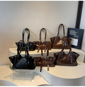 Sacs à main en cuir PU vintage pour femmes automne-hiver 2026, tendance de la mode, grande capacité, sacs mère et <span class=keywords><strong>fils</strong></span> vendus séparément - Product Image 6