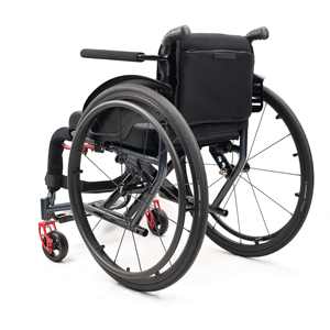 Largeur du siège personnalisée Anneau de poignée large et léger <span class=keywords><strong>Fauteuil</strong></span> roulant de 22 pouces <span class=keywords><strong>Fauteuil</strong></span> roulant pliable <span class=keywords><strong>Fauteuil</strong></span> roulant manuel Chaise de sport - Product Image 2