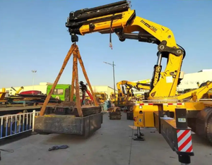 Meilleur prix pour grue montée sur camion multifonction SQZ2600 avec moteur, <span class=keywords><strong>moment</strong></span> de charge élevé pour usage en construction, en vente - Product Image 1