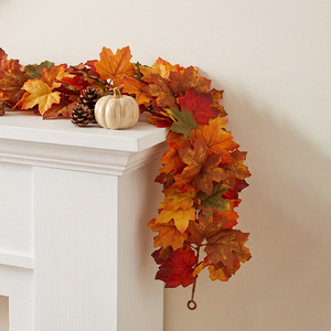 Guirlande artificielle de feuilles d'érable en soie, décoration de table et de cheminée pour la récolte d'automne, style Europe de l'Ouest, 1,8 m - Product Image 3