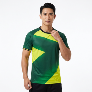 Camiseta de Fútbol Geométrica Verde y Amarilla para Hombre, Manga Corta, Cuello Redondo, Absorbe la Humedad, para Todas las Temporadas, Corte Regular, 100% Poliéster - Product Image 1