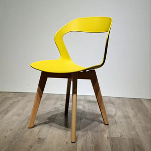 Hot Sale Modern Dining Room <b>Chairs</b> Custom Colors Beech Wooden Legs with PP Plastic Seat Portable Indoor Furniture for Home Use - Product Image 3
