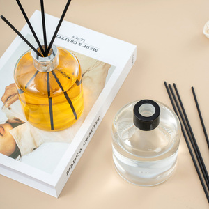 Difusor de Aroma para el Hogar, Botella Redonda de Vidrio Vací<span class=keywords><strong>a</strong></span> de 300 ml para Aceites Esenciales, con Tapa de Madera y Varillas - Product Image 3