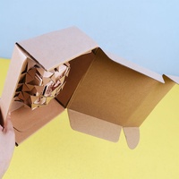 Boîte d'expédition personnalisée en carton ondulé de luxe avec insert en nid d'abeille pour l'expédition de produits