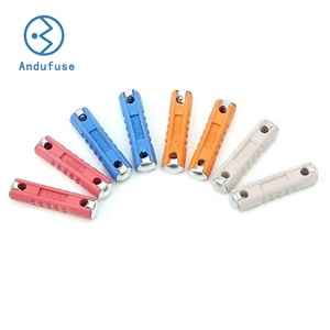Surtido de Fusibles Automotrices Europeos de Alta Calidad de 32V, 5A 8A 10A 16A 25A 30A para Autos Clásicos de Estilo Antiguo - Product Image 1