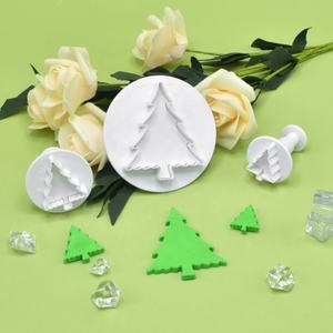 Lot de 3 <span class=keywords><strong>emporte</strong></span>-pièces de <span class=keywords><strong>Noël</strong></span> en plastique <span class=keywords><strong>à</strong></span> motifs imprimés, pour biscuits et gâteaux de <span class=keywords><strong>Noël</strong></span> - Product Image 1