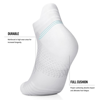 Chaussettes de sport pour hommes personnalisées avec logo OEM de haute qualité, confortables, respirantes, chaussettes de sport pour hommes, chaussettes de compression athlétiques à la cheville, personnalisées