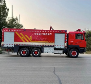 Camion de pompiers Shacman 15M3, véhicule de sauvetage robuste, personnalisable, vente directe d'usine - Product Image 5