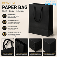 Sacs en papier noir PPWR personnalisés OEM/ODM en gros pour cosmétiques, soins de la peau, sacs de shopping recyclables pour boutiques de vêtements