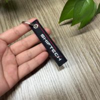 Porte-clés étiquette tissée double face personnalisé OEM ODM porte-clés étiquette de vol porte-clés de voiture pour mousquetons et porte-clés promotionnels
