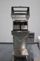 Machine de remplissage semi-automatique efficace pour boulettes de crevettes dorées de qualité alimentaire en conserve, capacité 5-5000g