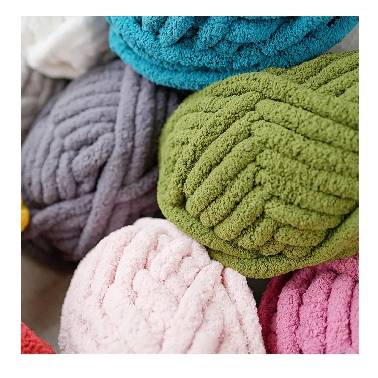 Wholesale Thick Super Chunk Yarn Hand Knitting Chenille Chunky Yarn For Blanket
