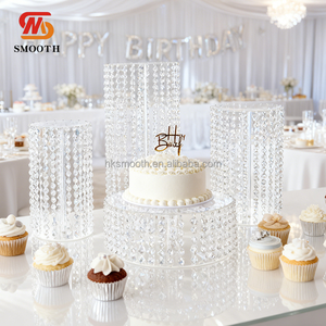 Support à gâteau en cristal exquis et élégant, transparent, en acrylique, pour décoration de table de mariage. - Product Image 3